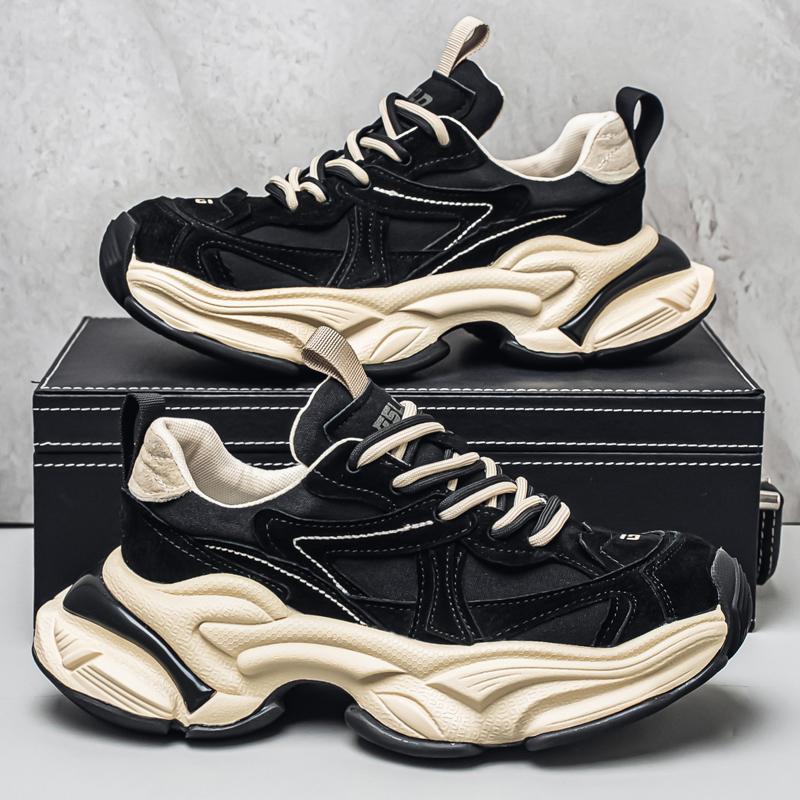 Lacing up Men's and Women's Couple Sport Shoes 2026 Thick Sole Luxury Design Casual Retro Dirty Casual Sneakers Breathable Upper