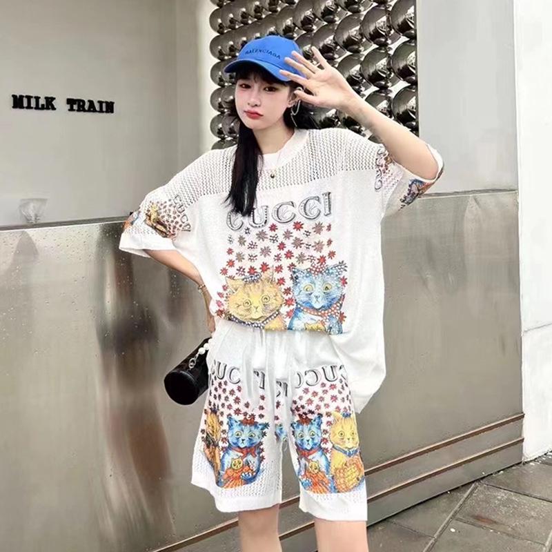 

Женский летний повседневный комплект-двойка из ледяного шелка с принтом бабочек: Свободный топ с коротким рукавом и вырезами в сочетании с облегающими шортами One Size