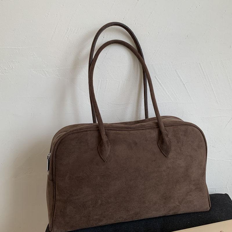 

Замшевая сумка женская большой вместимости новая осенне-зимняя универсальная на плечо подмышку сумка для поездок на работу