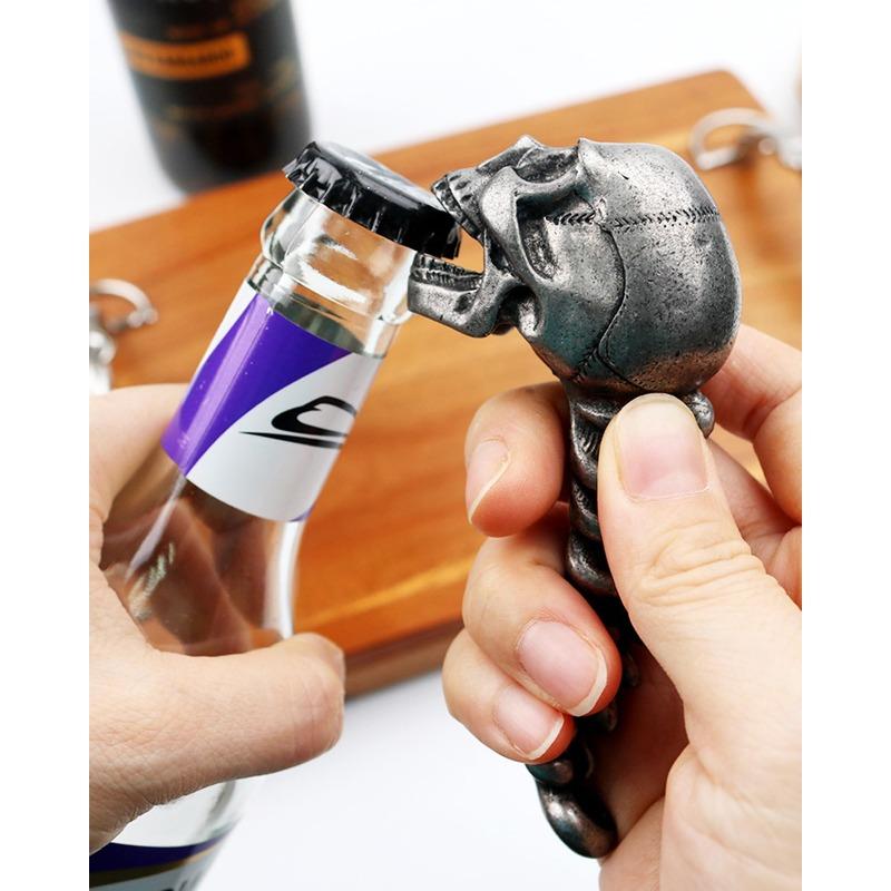 Gothic Skull Bottle Opener Alloy Novelty Bar Tool for Men Gift Halloween Christmas Party Drinking Accessories