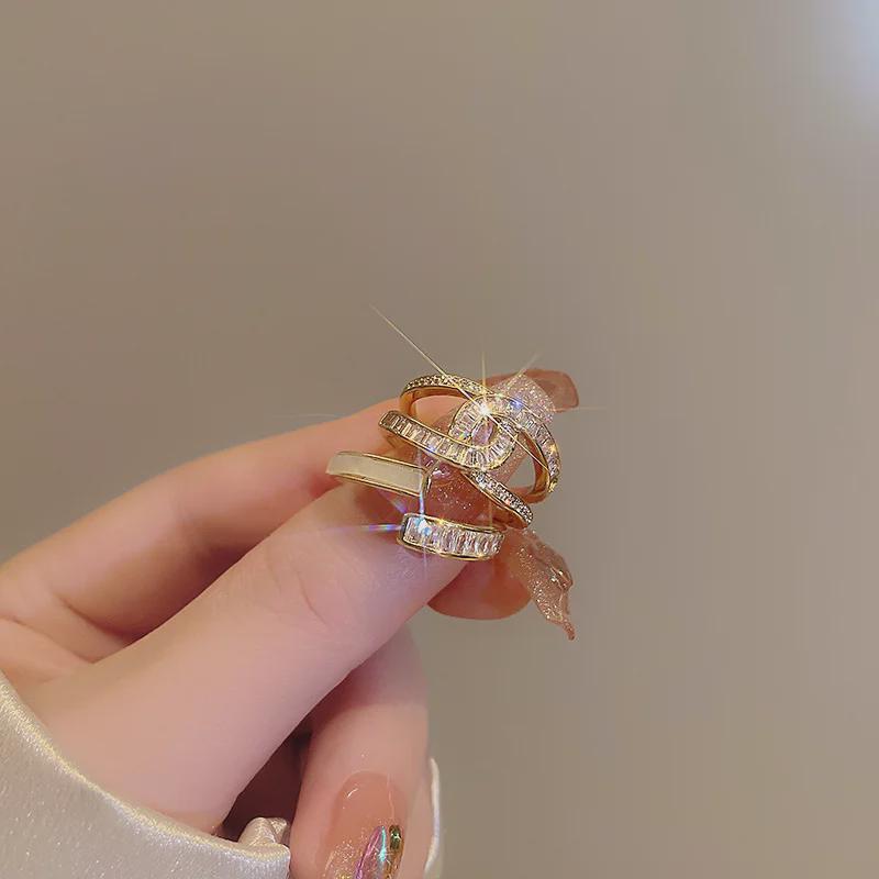 2023 Trendy Luxury Diamond Ring for Women: Stylish, Unique Design Index Finger Ring