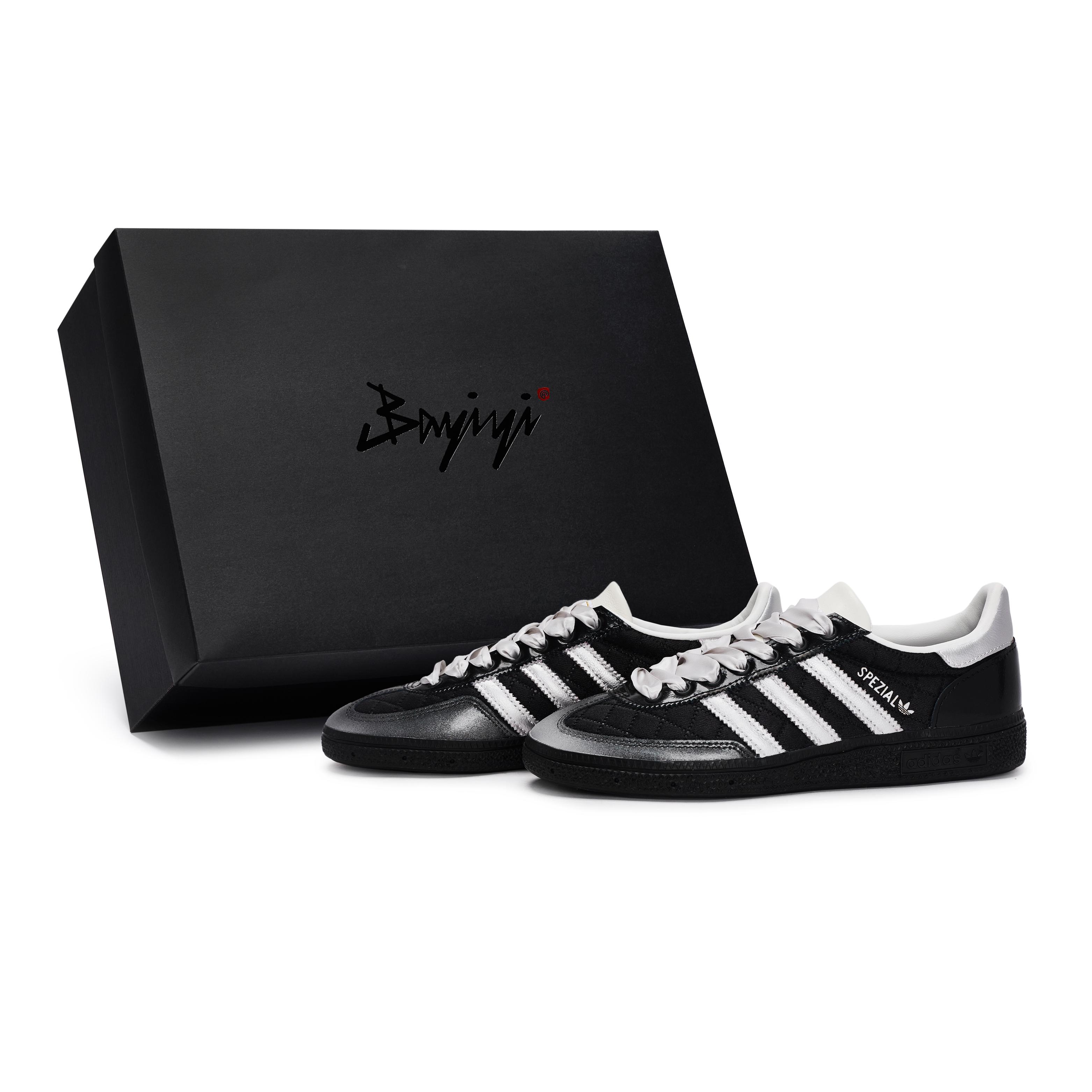 

Adidas Originals HANDBALL SPEZIAL Skateboard Shoes Unisex Low Top Black/Silver JP5669(Team80-S-BOX) 40⅔