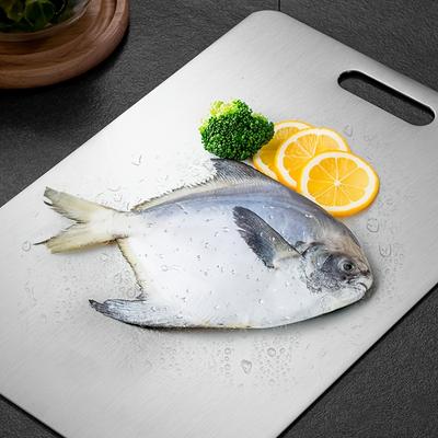 1 Peça Tábua de Corte Premium de Aço Inoxidável - Dupla Face, Segura para Alimentos, Design Elegante, Perfeita para Cozinhas Domésticas e Catering Profissional