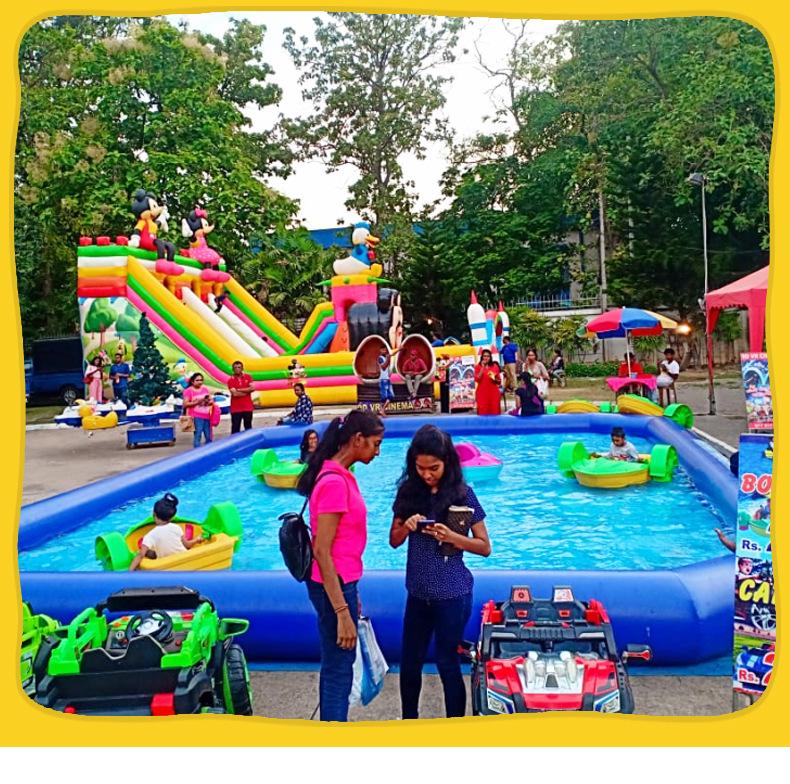 Children's Inflatable Electric Bumper Boat - Hand-Cranked & Paddle, Double Person Parent-Child Outdoor Play Toy.
