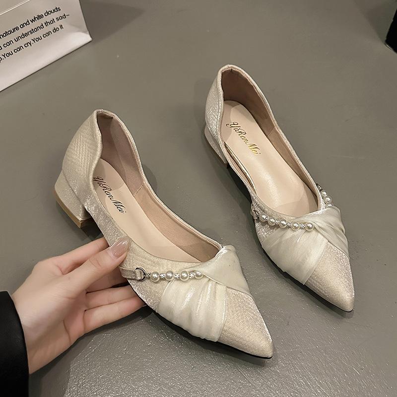 Fashion Pointed Shallow Mouth Single Shoes Pearl Decoration Thick Low Heel Pumps Spring Autumn Temperament Slip on Dress Heels Women
