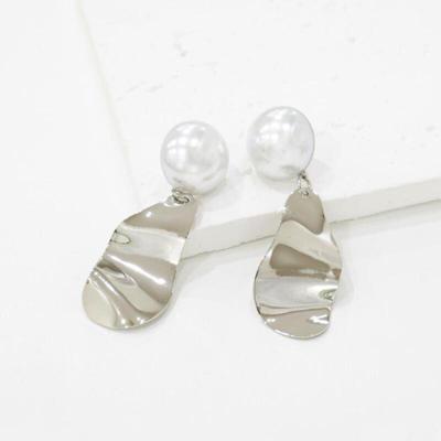 Women's Vintage Pearl Casting Earrings