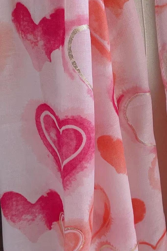 Pink Shawl with Hearts and Gold Shimmer - Romantic Accent 180x90
