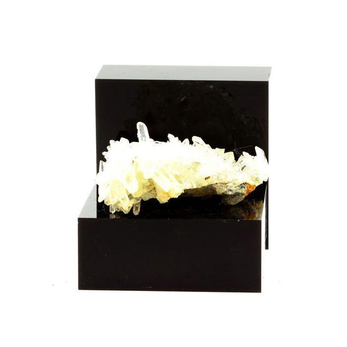 Quarz 'Bergkristall' und Siderit 133,3 Karat