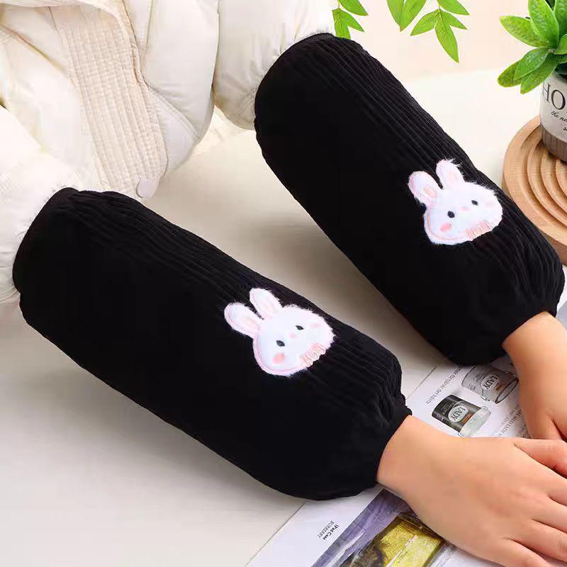 Korean Style Women's Cute Corduroy Arm Warmers: Long Autumn/Winter Stain-Resistant Sleeves for Work or Commuting.