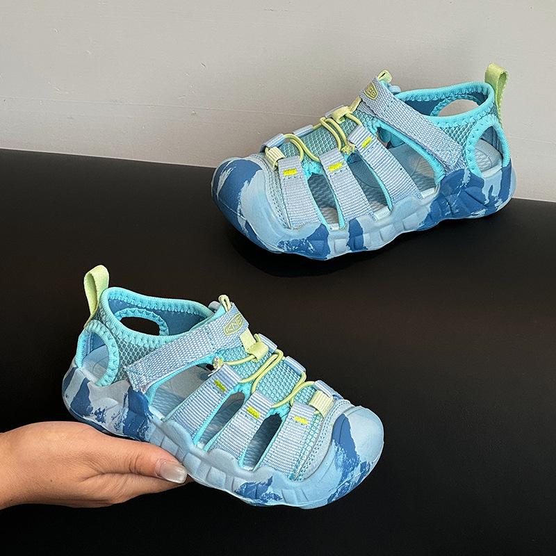 Quick-Dry Waterproof Summer Beach Sandals for Kids - Closed-Toe, Non-Slip Water Shoes for Boys, 2026.