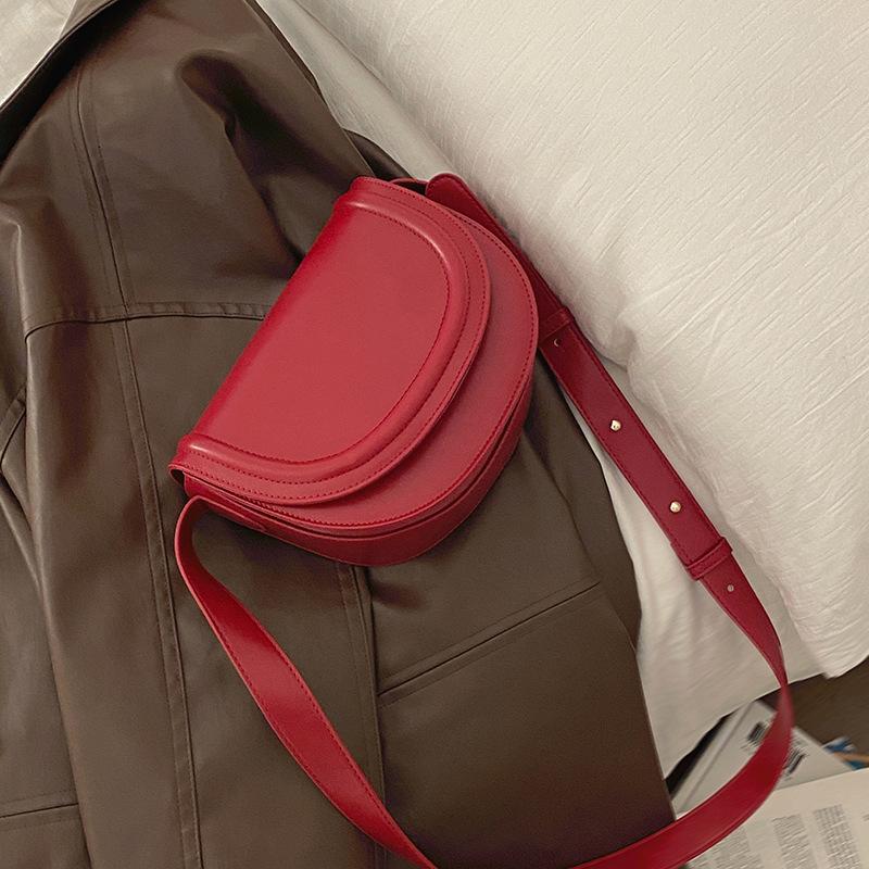 Mote Liten Veske Dame Koreansk Versjon av Salvesken Allsidig Enkel Skulder Messenger Bag Nisje Underarmsveske