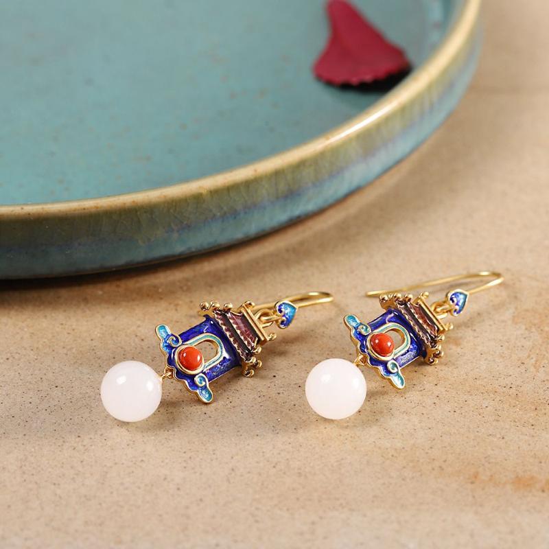 Exquisite and luxurious court-shaped earrings for women retro style Hetian jade enamel porcelain craft Hanfu jewelry