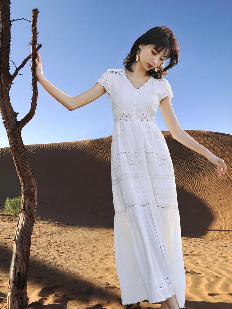 White Lace Mid-Length V-Neck Travel Dress - Korean Style 2025