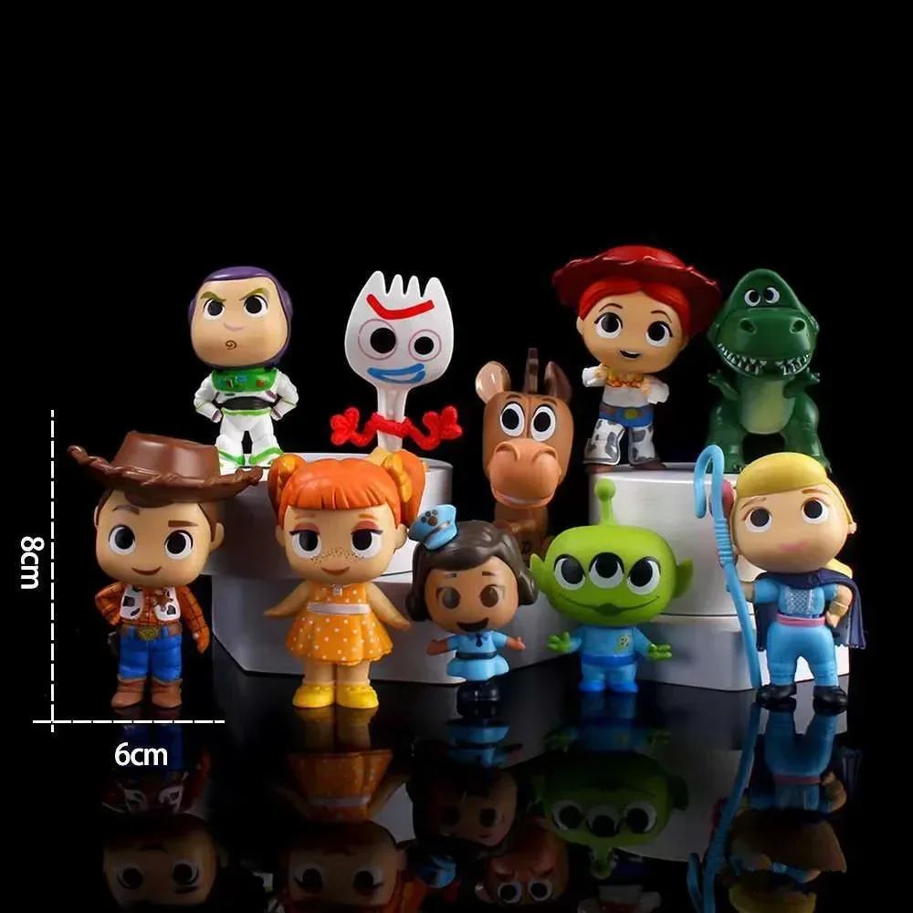 10-piece Set of Disney Toy Story Action Figures Buzz Lightyear Woody Jessie and Other Aliens Collectible Model Gifts