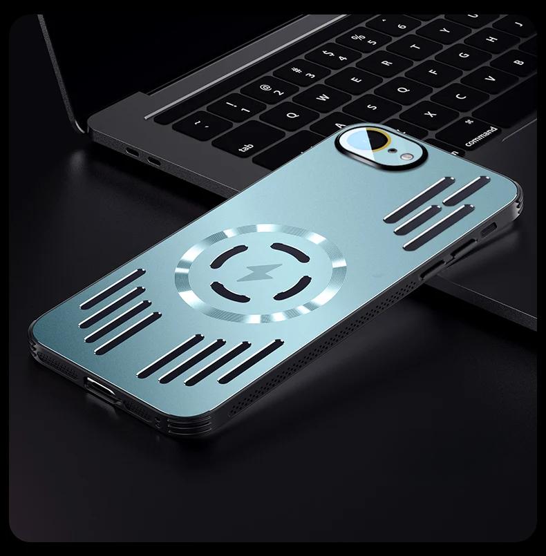 Case For iPhone 16e Metal Heat Dissipation Shockproof Magnetic Case For iPhone 16 E 15 14 Plus 13 12 Pro Max Magsafe Aluminium Alloy Hard Cover