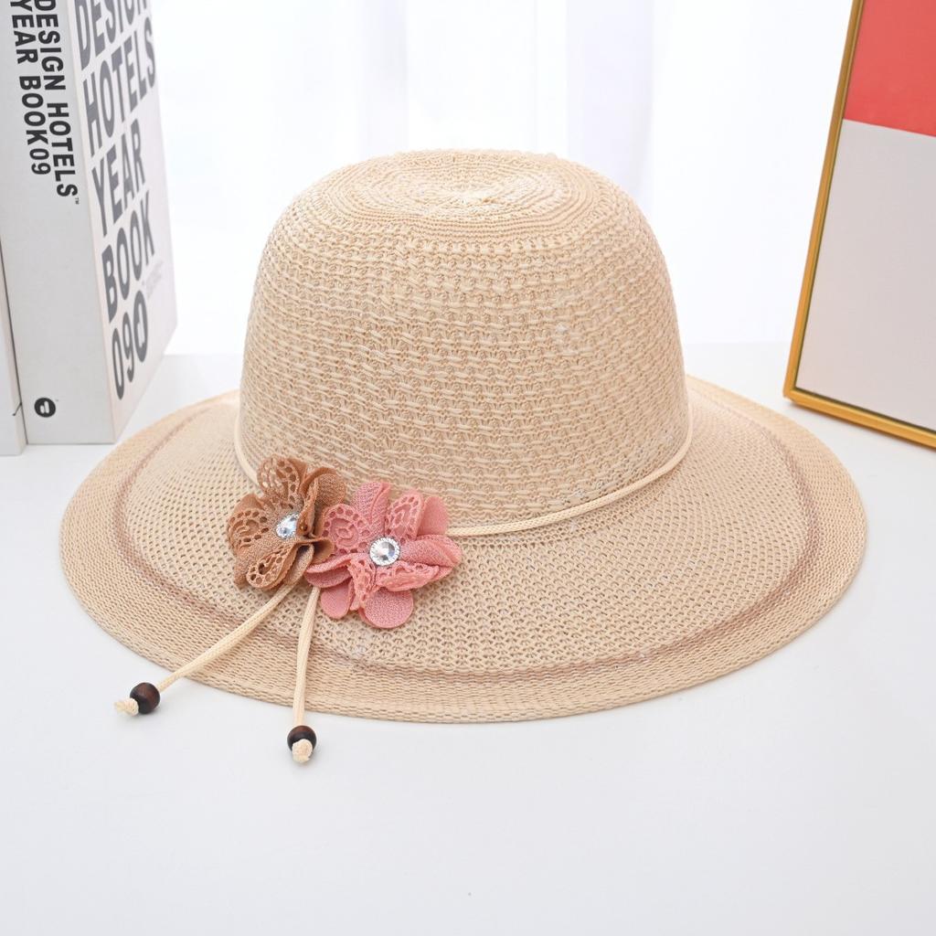 Hat Women's Summer Straw Hat Fashion Beach Hat Versatile UV Protection Sun Hat Flower Sun Protection Hat