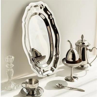 Dekorácie na stôl – Podnosy a tácní