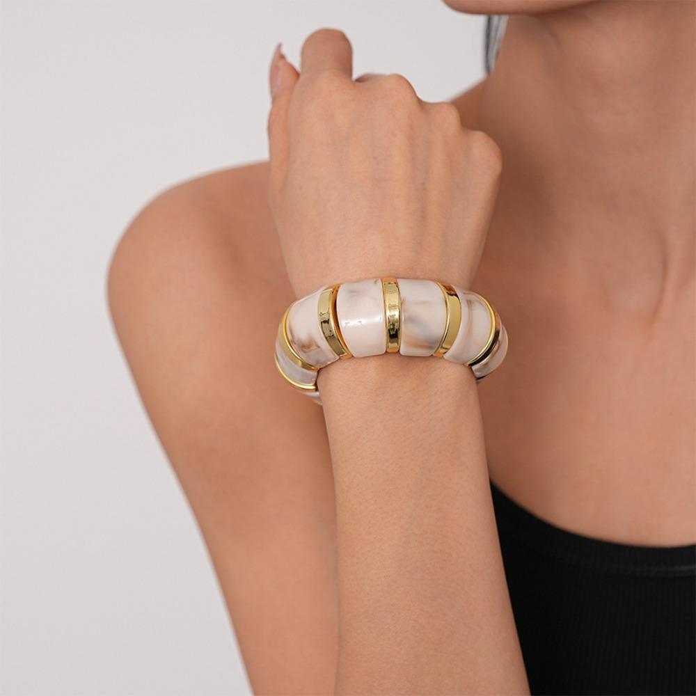 Bohemian Acrylic Cuff Charms Bracelet Hand Ring Geometric Bangle Elastic Wide Bracelet  Women