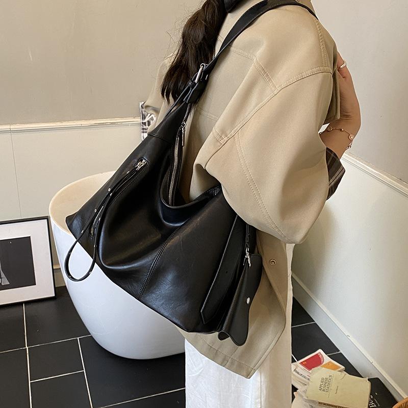 Bag Light Luxury Niche High-end Messenger Bag Women's Bag 2025 New High-end Shoulder Bag Large-capacity Tote Bag