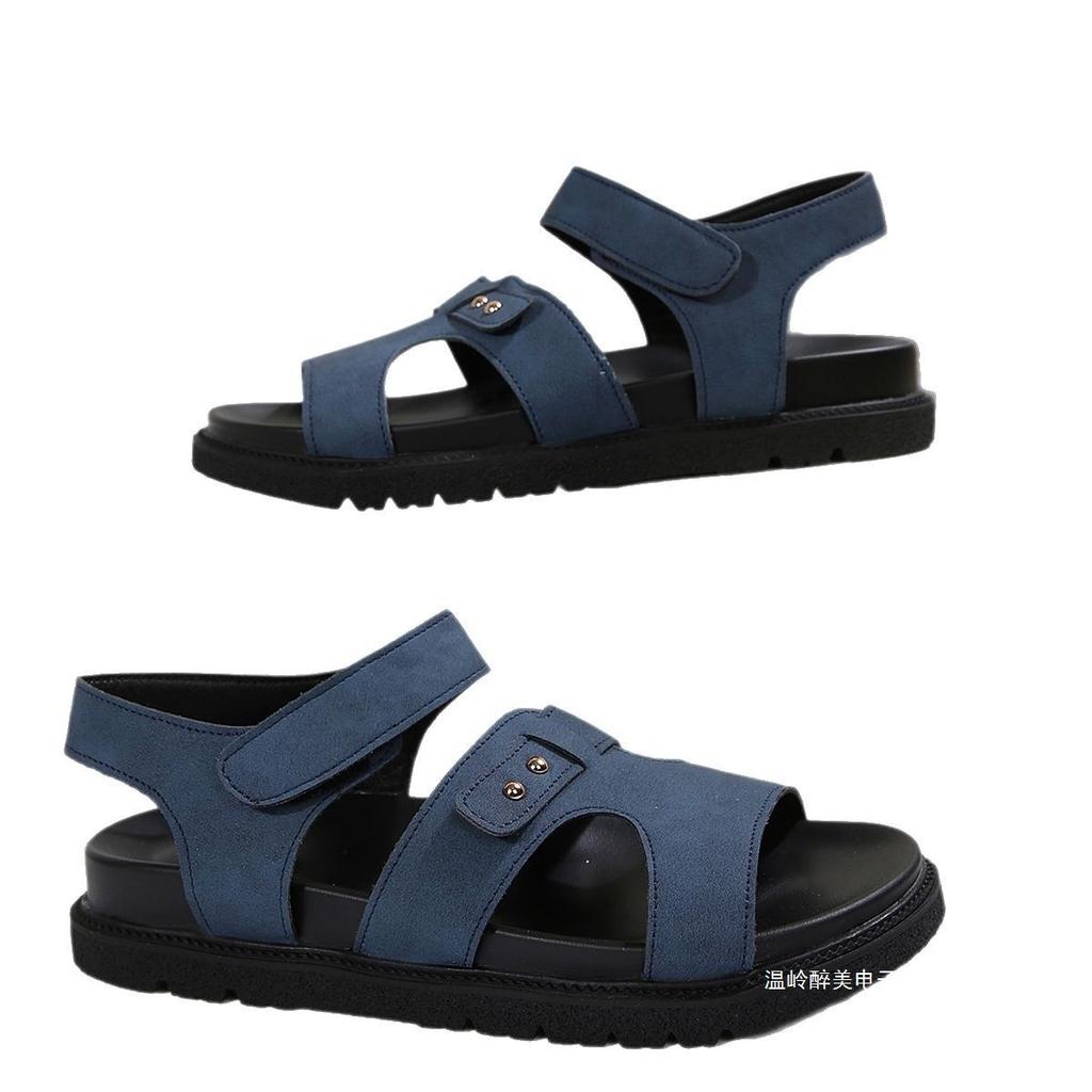 Large-sized Belt Buckle Thick-soled Sandals Women's Sporty Style Studded Shoes Lightweight Beach Flip-flops