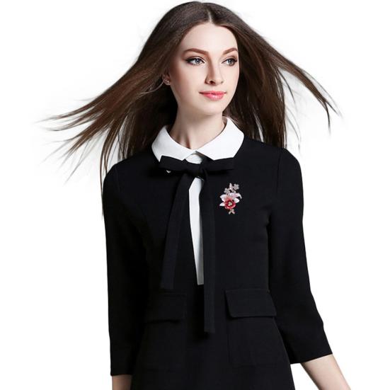 Shiny Rhinestones Flower Jewelry Women Girls Fashion Scarf Shawl Brooch Pin