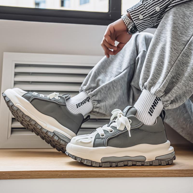 Nová pánská módní ležérní obuv chlapecká studentská trendy měkká podrážka pohodlné tenisky pánské klasické prodyšné sportovní boty