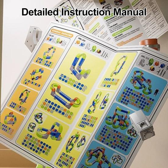 1 Set Magnetic Track Building Block Train Toy DIY Educational Children Electric Train Puzzle Track Toy with Road Signs Toddlers Boys Girls Gift