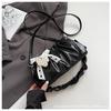 Niche design bag women's 2025 new casual Korean version messenger bag fashion shoulder pleated cloud bag
