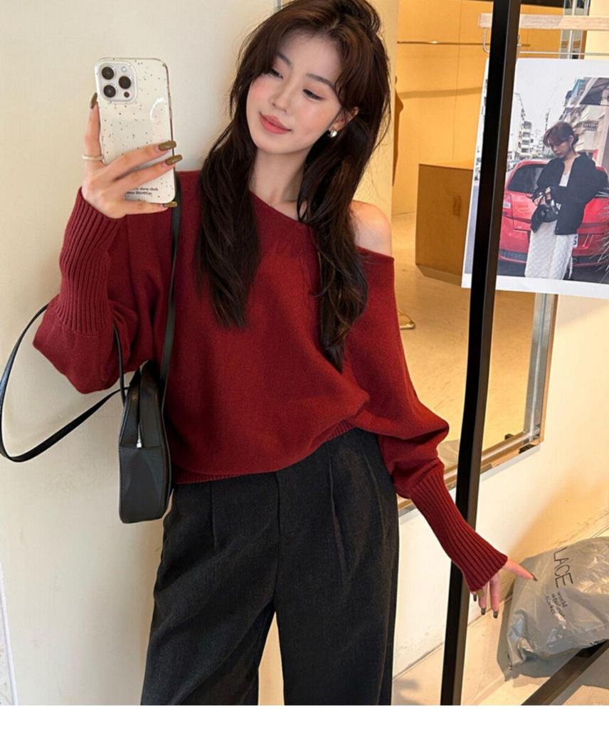 Khaki Off-Shoulder Knitted Sweater: Women's Early Autumn Versatile Style