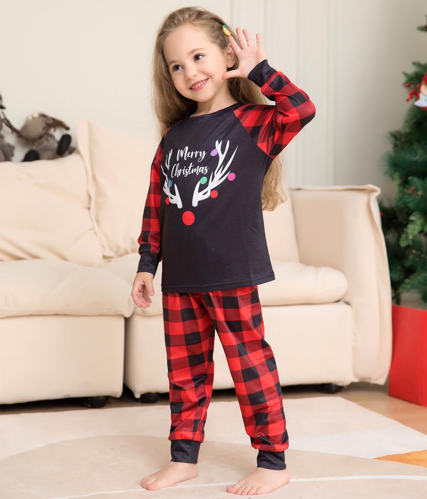 2023 New Arrival Plaid Alphabet Christmas Family Matching Pajama Set