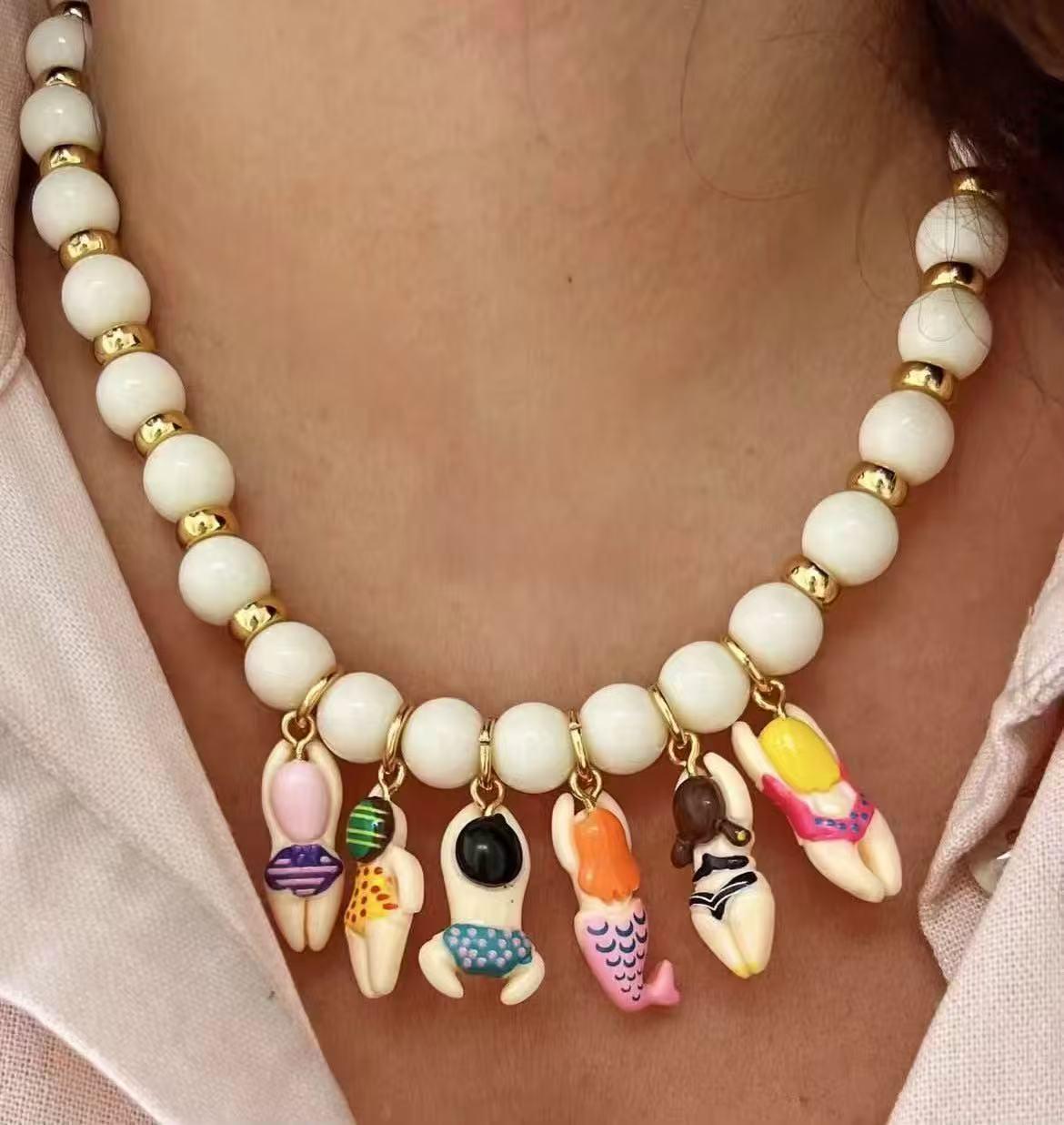 Acrylic Bead Swimsuit Necklace with Cute Stainless Steel Pendant