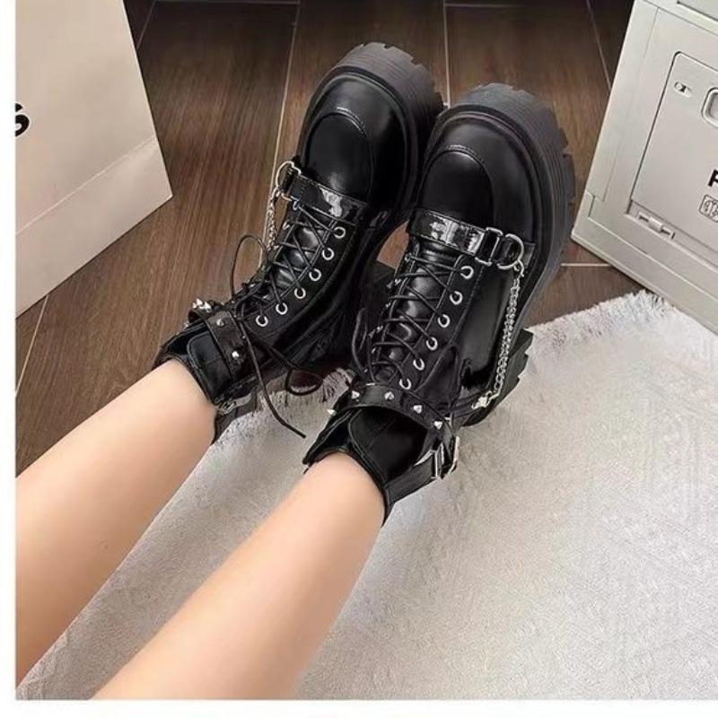 Coole Martin-Stiefel mit dicker Sohle für Damen Neue vielseitige Motorradstiefel in Schwarz für Herbst 2025 Höhenverstärkende Kurzstiefel im britischen Stil Trend