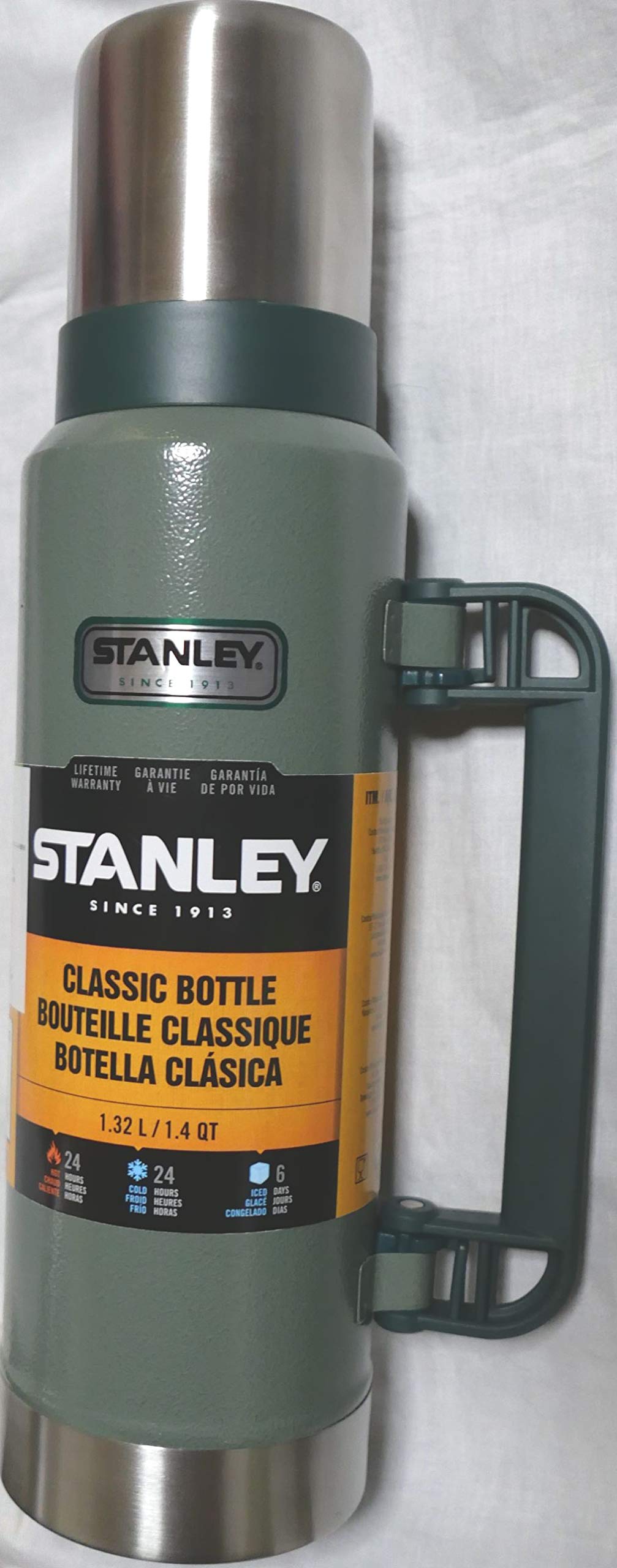

Stanley Classic Vacuum Bottle 1.32L