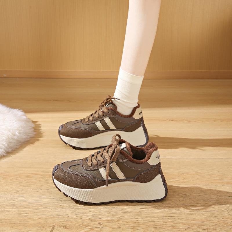 

Покажите ноги маленькая платформа папины кроссовки женские зимние универсальные увеличение роста новые супер огонь повседневные спортивные кроссовки Форрест Гамп 40