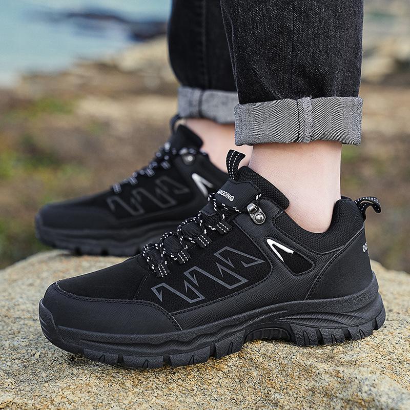 Source Straight Hair New Large Size Outdoor Sports Light Breathable Wear-resistant Non-slip Mountaineering Shoes