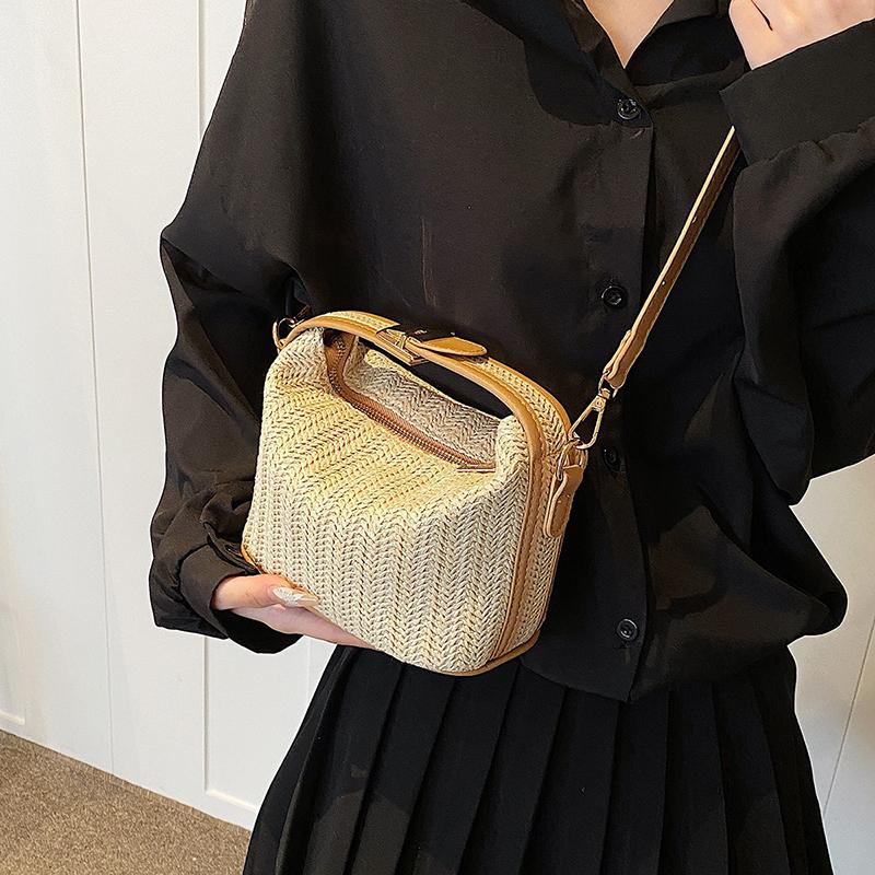 Retro Straw Crossbody Bag For Women Bohemian Small Knitting Summer Purse And Handbag Vacational Bucket Beach Bags