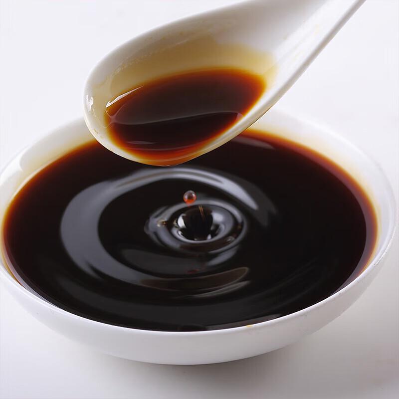 Lu Hua Special Grade Golden Label Soy Sauce, 4 x 500ml