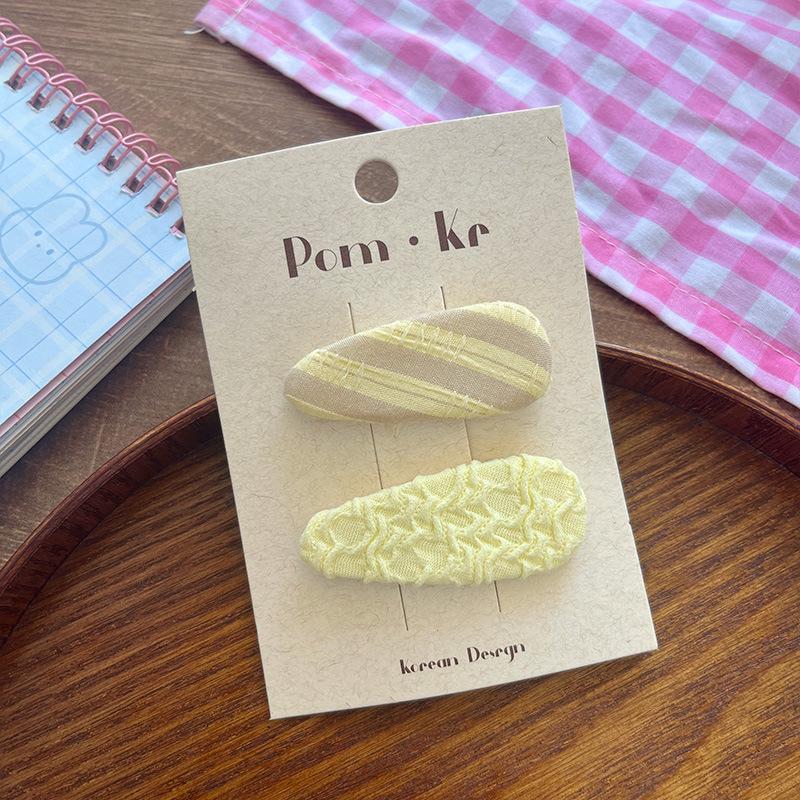 

Children s Cute Triangle Embroidery BB Hair Clip and Hairpin Accessory