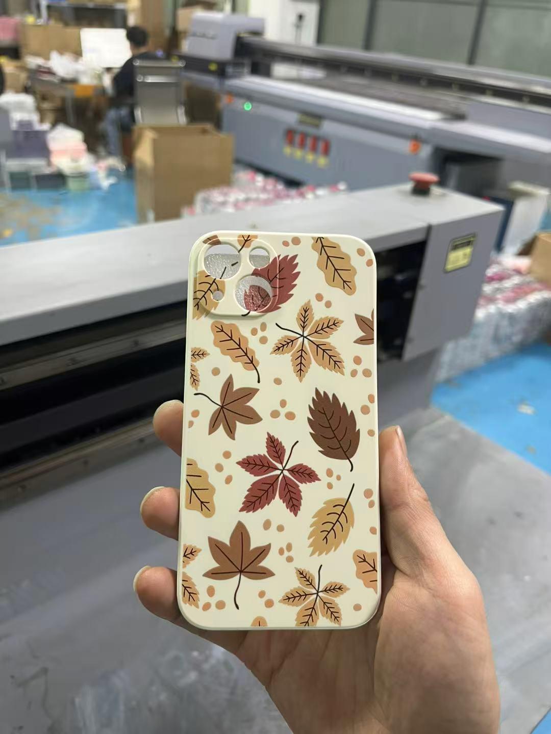 

Maple Leaf Apple 15 Pro Max Phone Case for iPhone 17/14/13/16 Pro - Full Lens Coverage, Soft Case for 12/11 X/XS