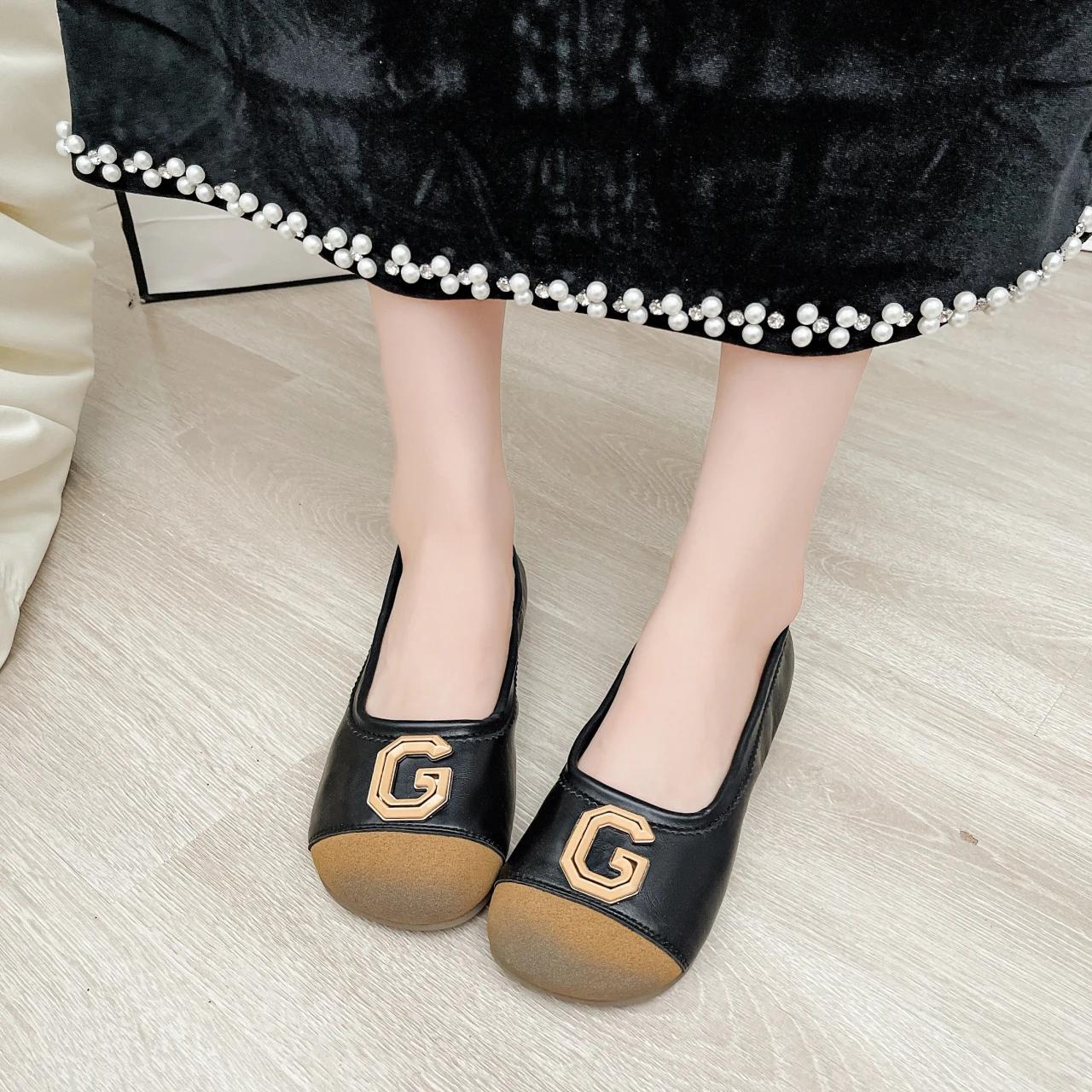 

Мода 2025 осень новые модные женские туфли в стиле ретро с круглым носком и неглубокой горловиной для женщин туфли Мэри Джейн без застежек женские туфли на плоской подошве с мягкой подошвой 35 чёрный