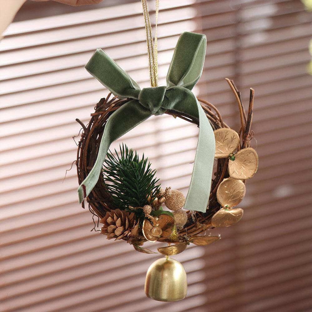 Artificial Christmas Wreath Pendant Creative Pine Cone Bell Pendant Hanging Ornament  Wedding