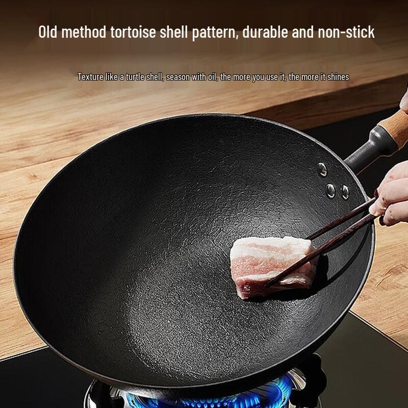 COOKER KING Hand-Forged Non-Stick Cast Iron Wok