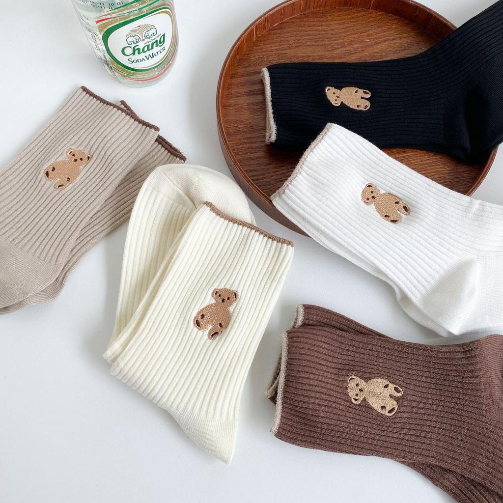 21 New Products Embroidered Bear Socks For Women, Simple And Cute College Style Socks, Casual Solid Color Medium Tube Socks Cotton.