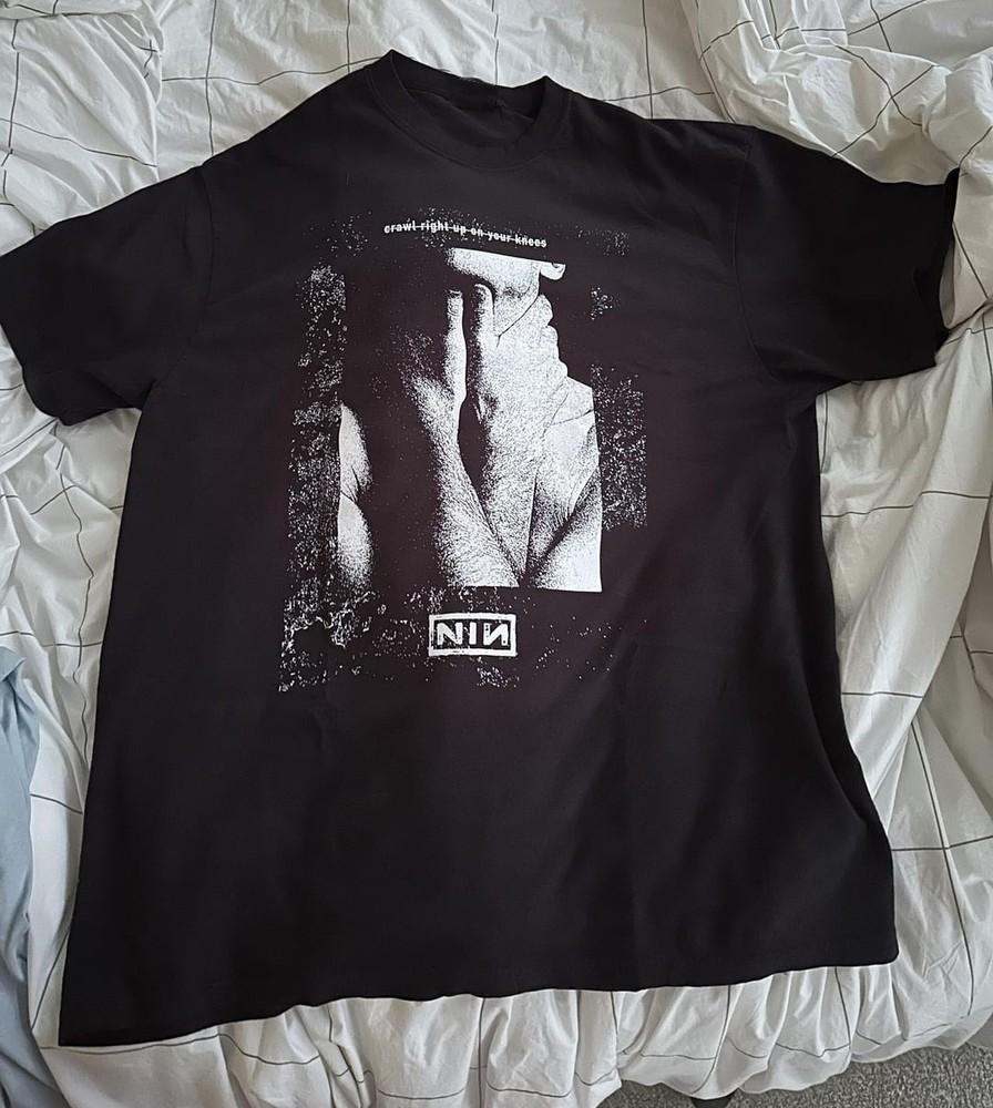 

NIN Nine Inch Nails Craw Right Up On Your Knees T-shirt Fanmade Comfort Colors Unisex T-Shirt M