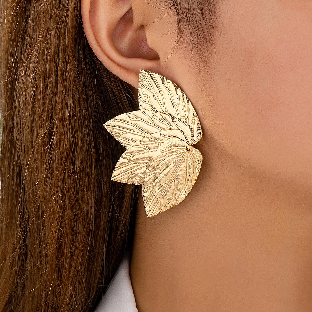 

European-American Leaf Earrings: Creative Exaggerated Metal Dangles