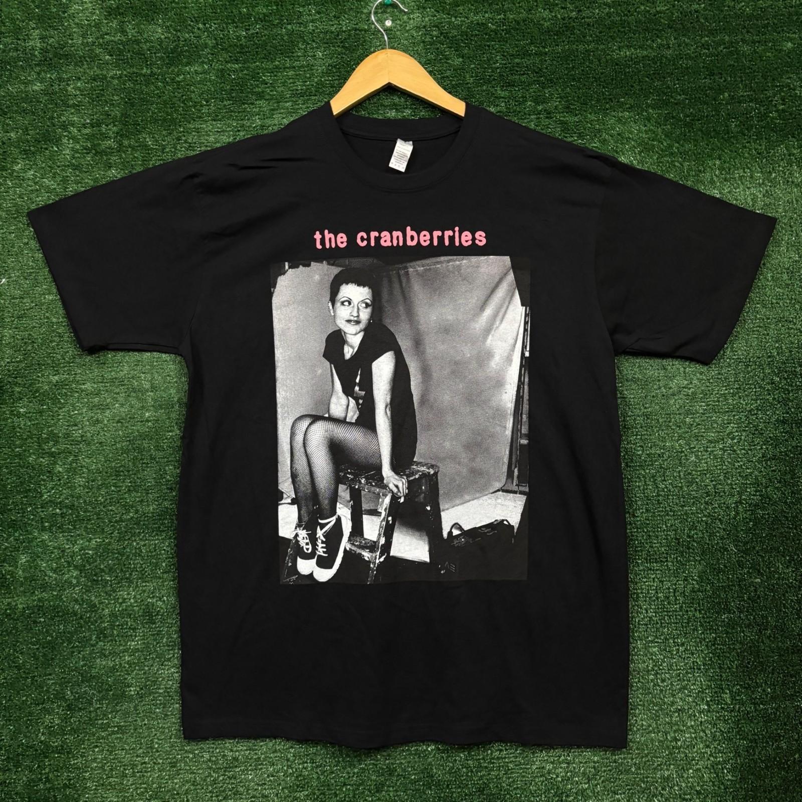 The Cranberries Remembering Dolores Rock Band T-Shirt Size Large L