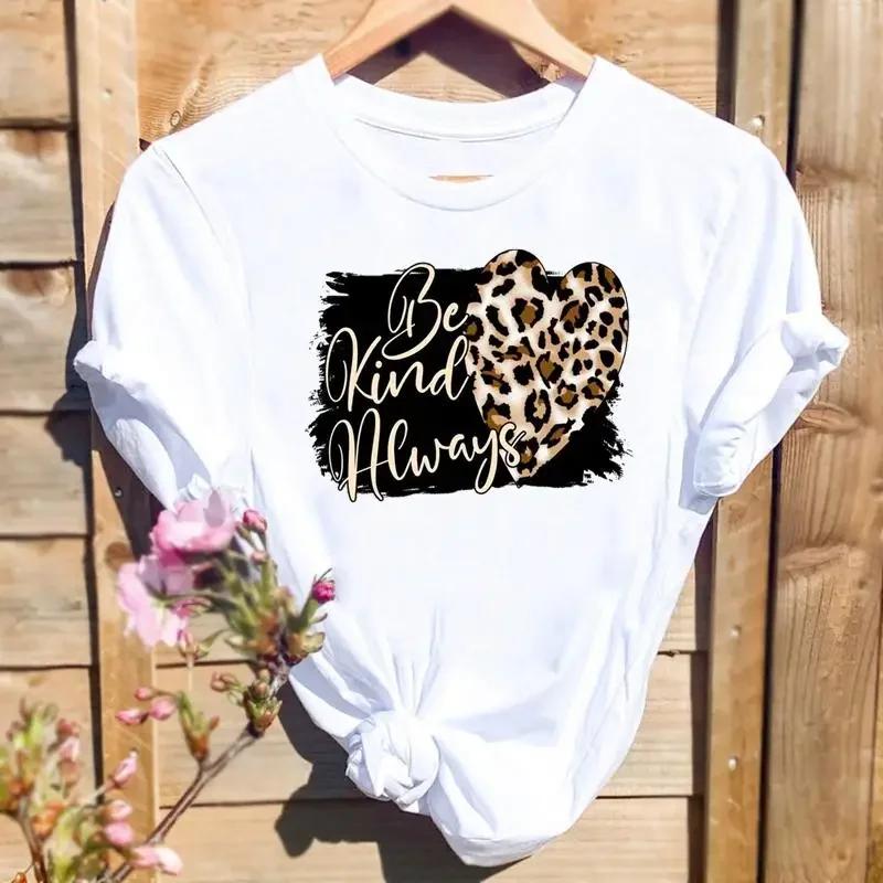 Ženy Tričká Leopard Love Heart Print Móda Grafika T Top Krátky rukáv 90. roky Roztomilé jarné letné tričko Dámske tričko s tričkom