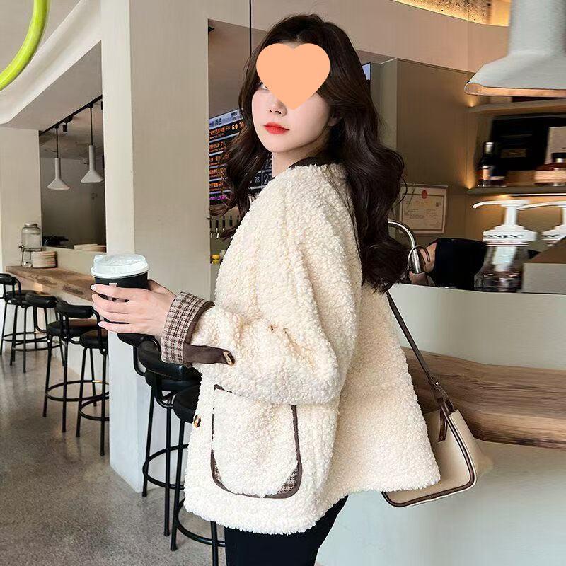 Winter 2025 Women's Korean-Style Casual Lamb Wool Short Coat with Little Fragrance Touch