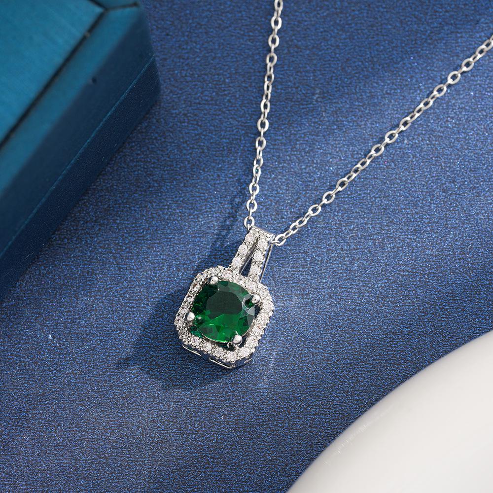 Super Shiny Colorful Square Diamond Necklace: Elegant Seven-Color Zirconia Collarbone Chain