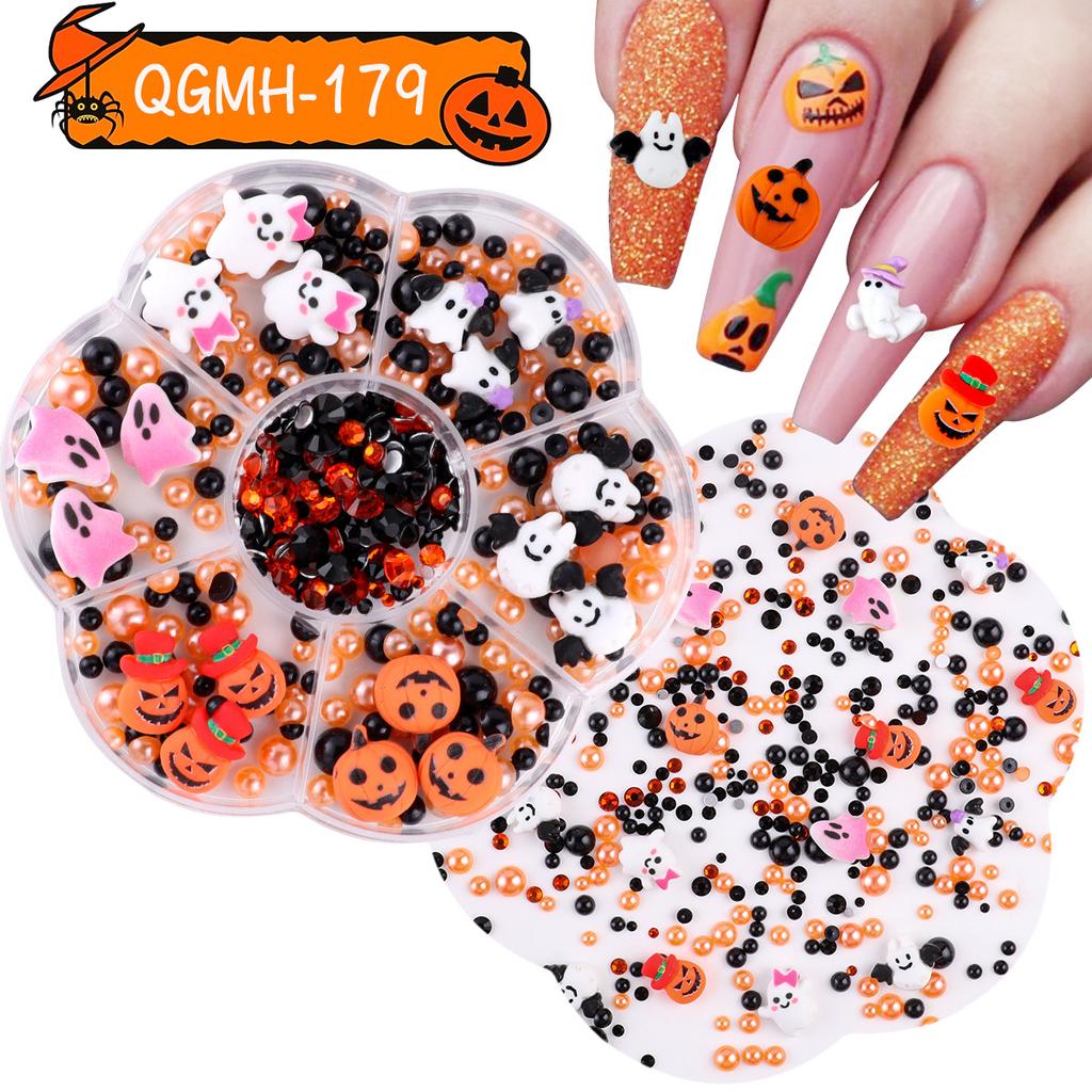 Nail Art Christmas Bells Snowflake Elk Snowman Nail Art Ornaments Halloween Kid Funny Ghost Pumpkin Nail Accessories